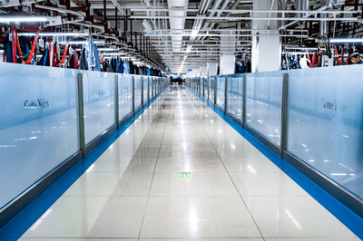 深化品牌建設(shè)與“互聯(lián)網(wǎng)+工業(yè)”融合，張?zhí)m蘭于山東兩會(huì)建言推動(dòng)商務(wù)信息咨詢