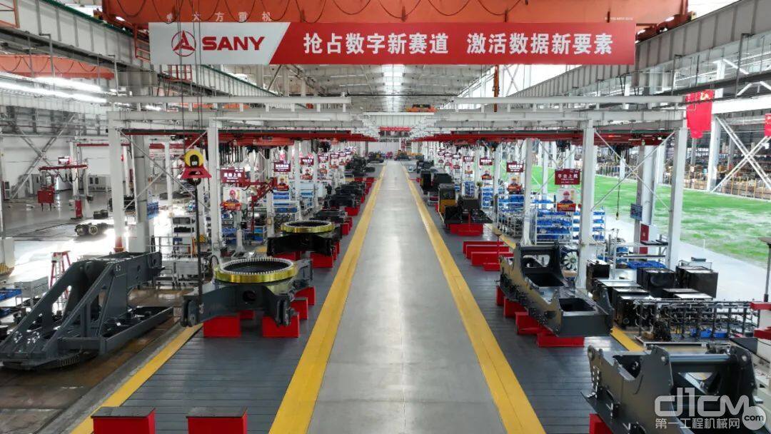 浙江三一裝備履帶起重機5G工廠 互聯網信息服務賦能智能制造新未來